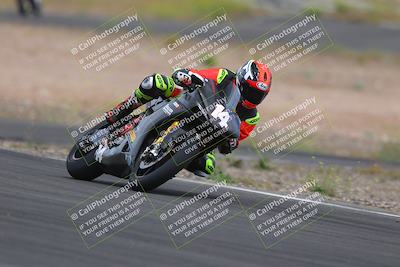 media/May-09-2022-Moto Forza (Mon) [[0226cf3505]]/Group A/A1100am/